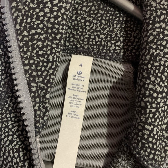 Lululemon zip up - Picture 1 of 3